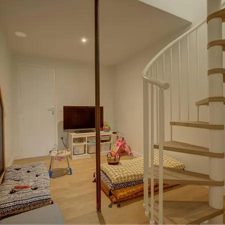 De La Source Villa *