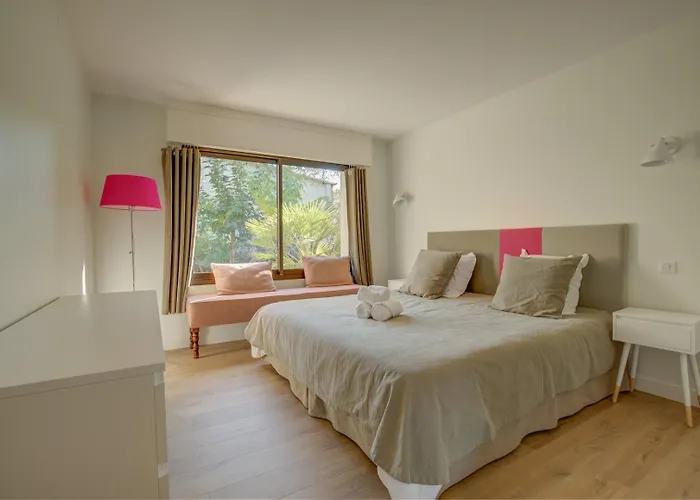 De La Source * Arcachon